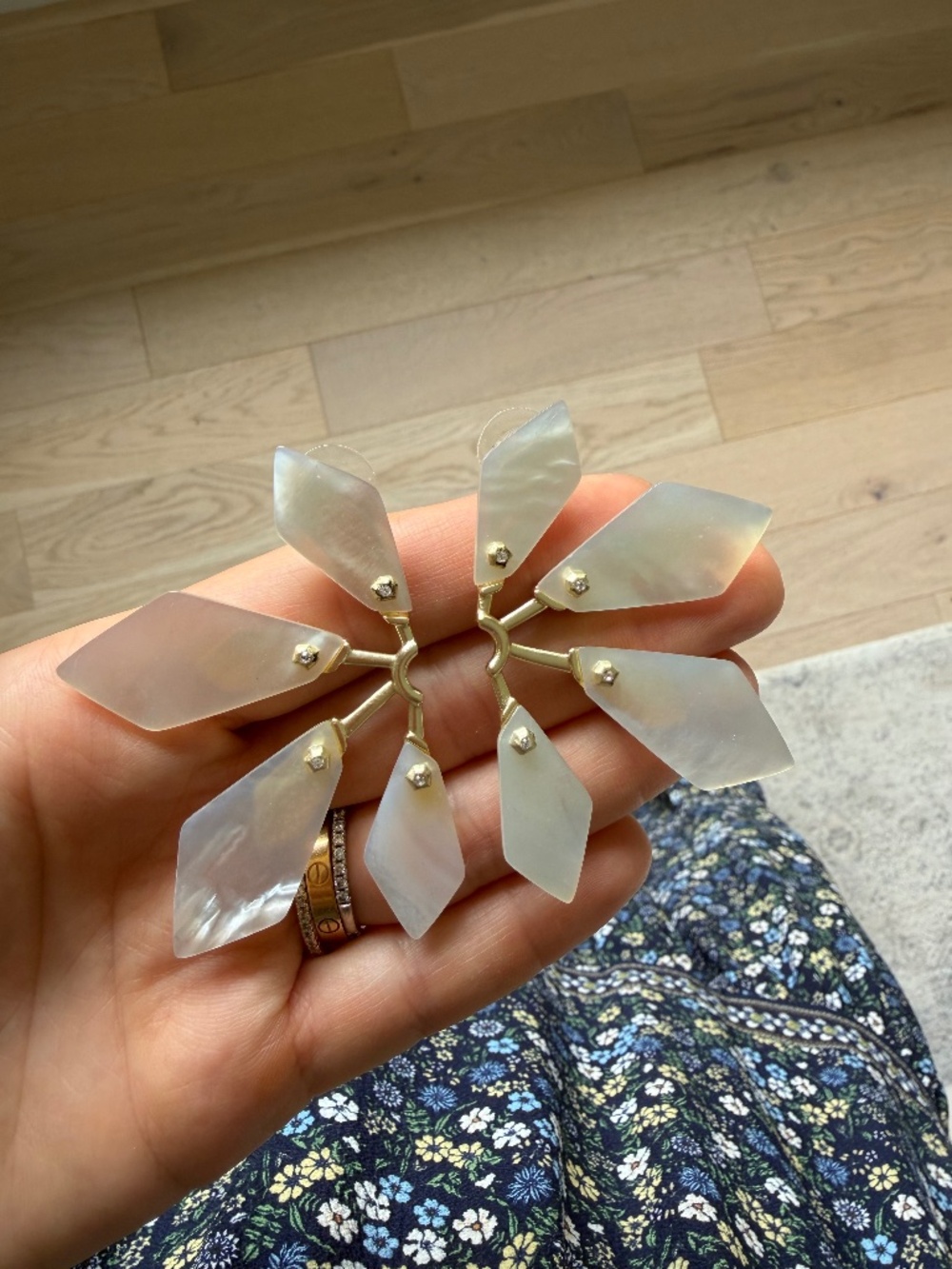 Kendra scott earrings